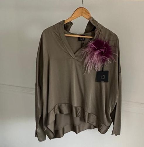 Blusa verde oliva