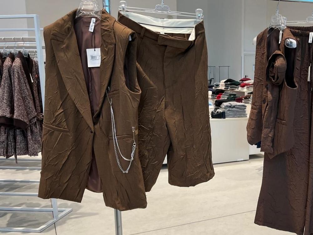 Set de Pantalon Bermuda con su GILET