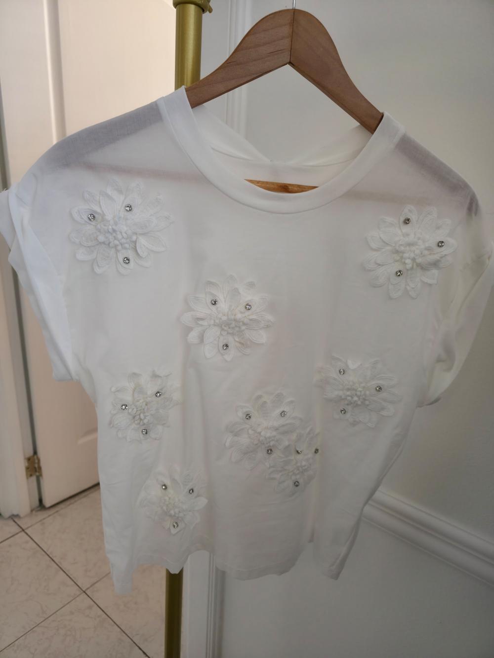 T-shirt con flores