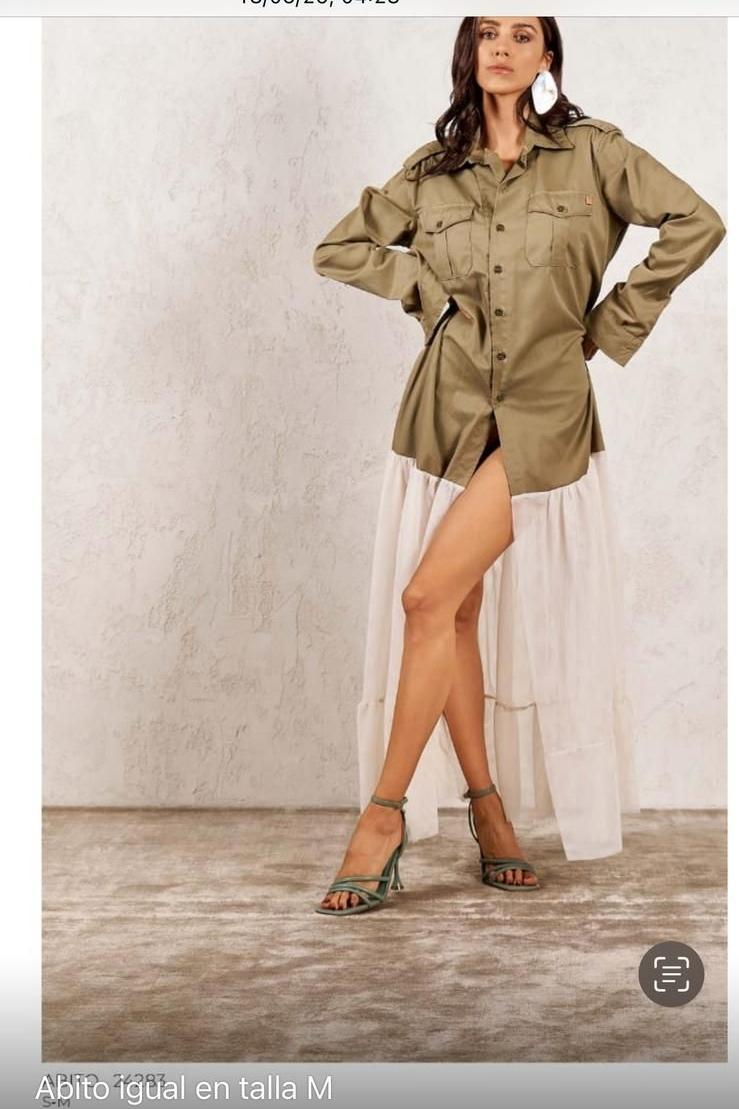 Abito crema con verde militar