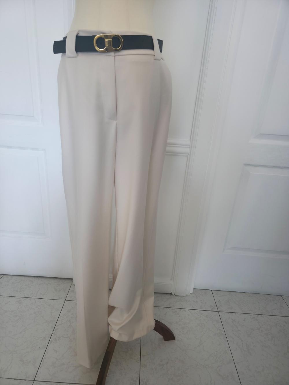 Pantalon crema