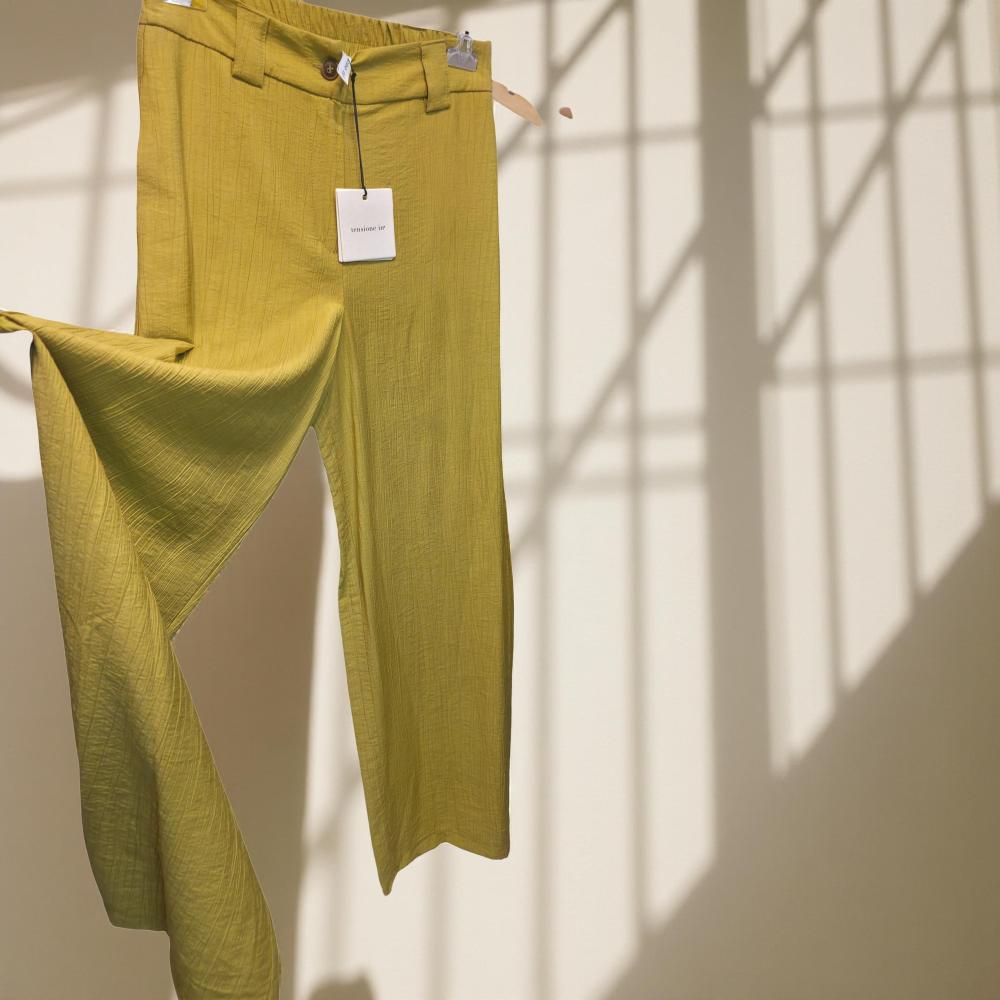 Set Pantalón verde caña y guilet