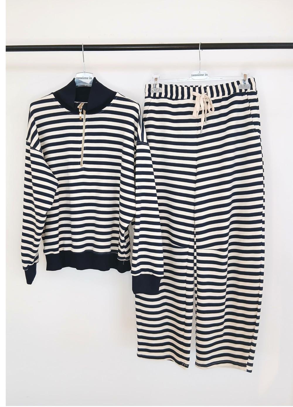 Set de Pantalon de Raya con sweter