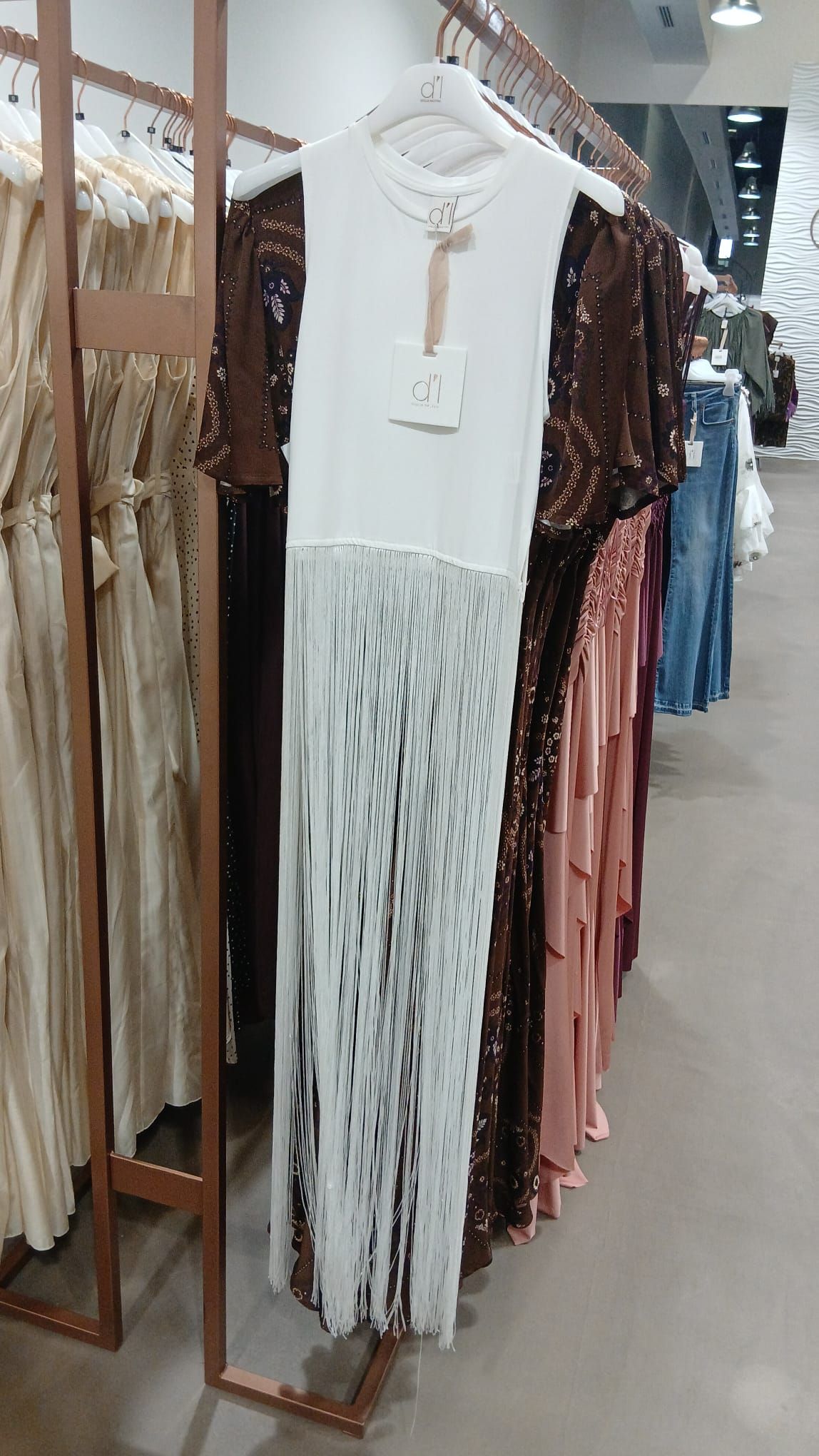 Top de flecos