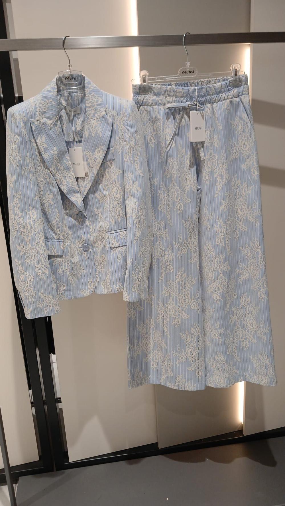 Set de Pantalon y Blazer