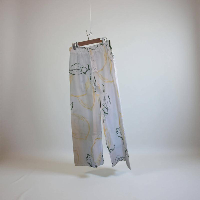 Pantalon bordado