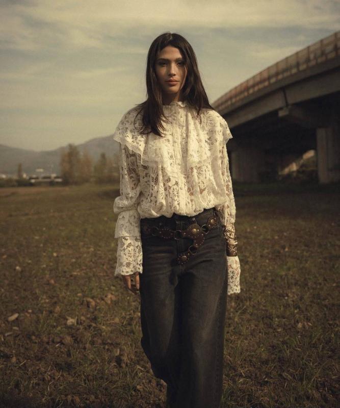 Blusa de encajes