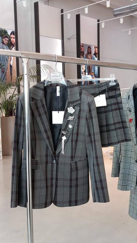 Set de Blazer con mini falda