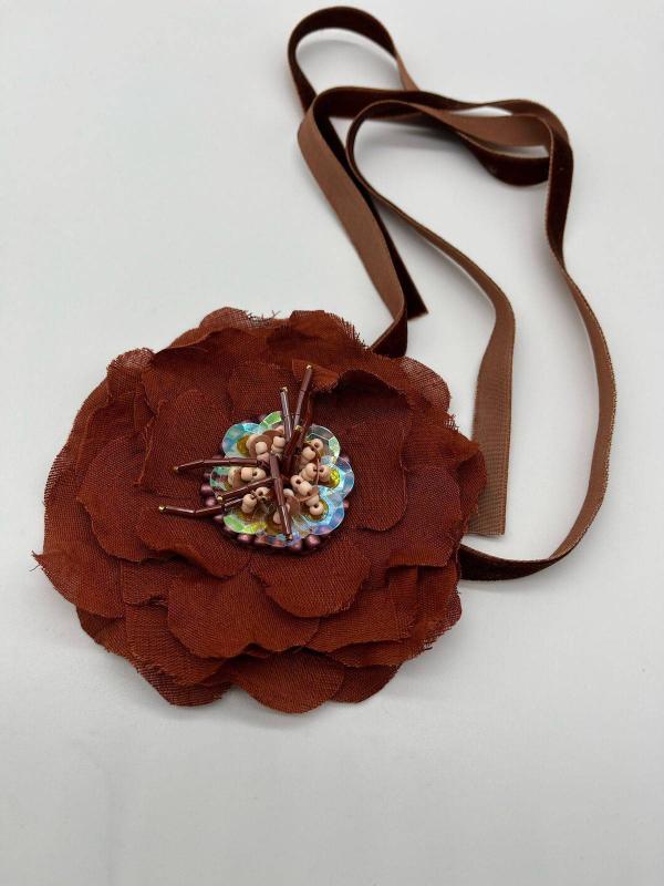 Choker en lino color ladrillo