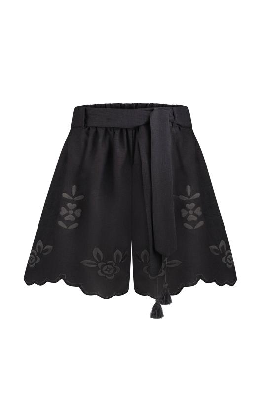 Short en negro de Rosas